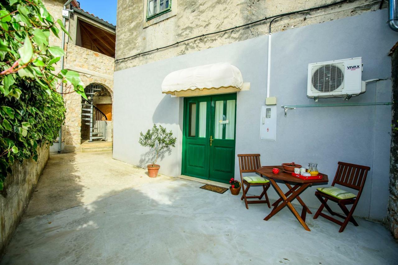 Rustica Apartments Šibenik Eksteriør bilde