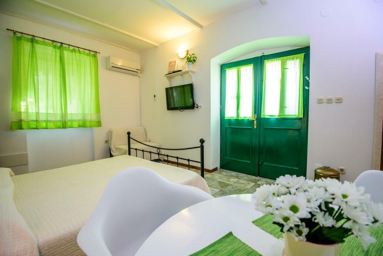 Rustica Apartments Šibenik Eksteriør bilde